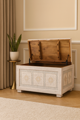 Charming Chest and Serene Space.png